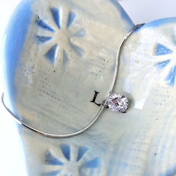 NEW Dainty 925 Sterling Silver Loose Solitare Diamond Necklace - Picture 6 of 9